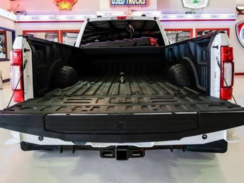 Used 2022 Ford F350 Lariat w/ Lariat Ultimate Package AWD/4WD image 8