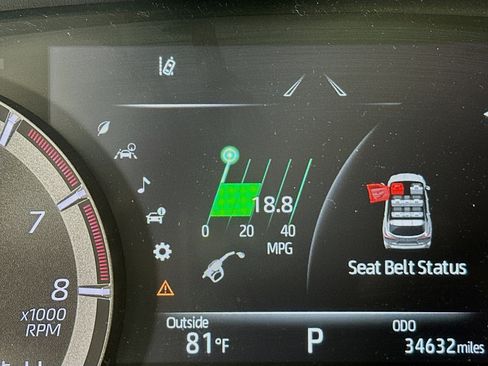 Used 2023 Toyota Highlander L image 19