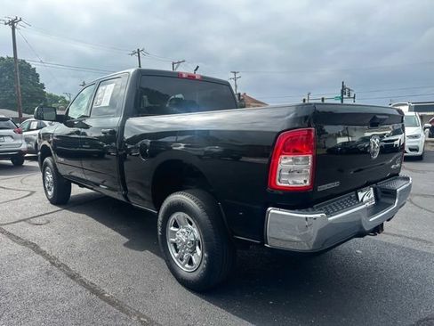 Used 2022 RAM 2500 Big Horn w/ Cold Weather Group AWD/4WD image 6