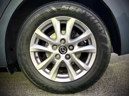 Used 2014 MAZDA MAZDA3 i Touring w/ Technology Package FWD image 15