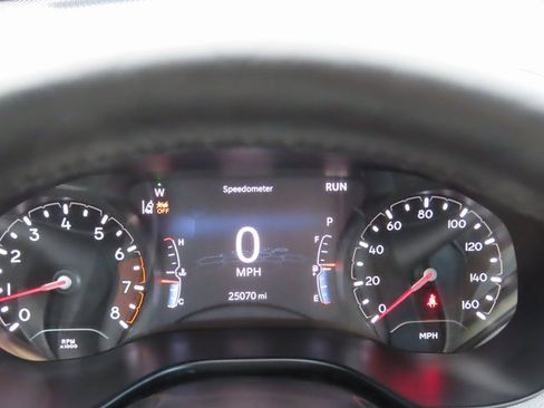 Used 2022 Jeep Compass Latitude image 33