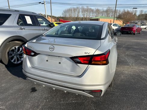 Used 2023 Nissan Altima 2.5 SV image 21