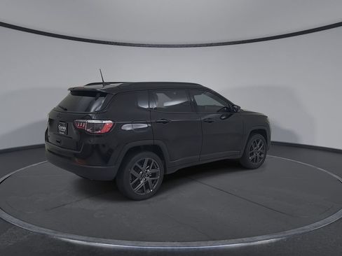 New 2026 Jeep Compass Limited AWD/4WD image 15