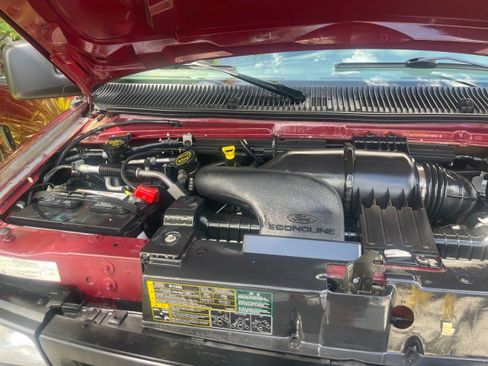 Used 2006 Ford E-150 and Econoline 150 Wagon image 26