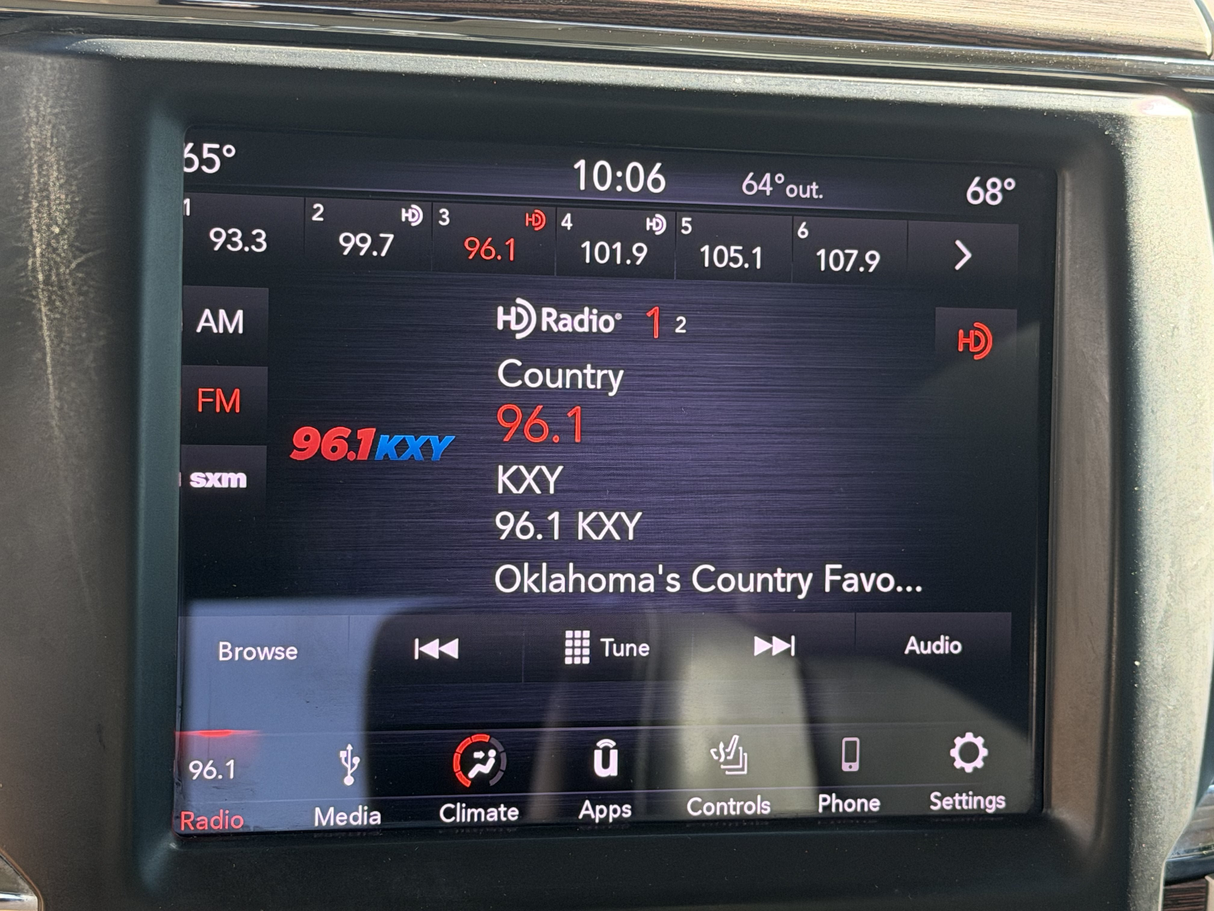 Used 2018 RAM 2500 Laramie AWD/4WD image 26