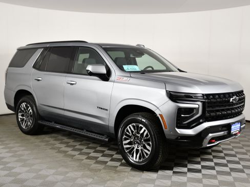 Used 2025 Chevrolet Tahoe Z71 AWD/4WD image 4
