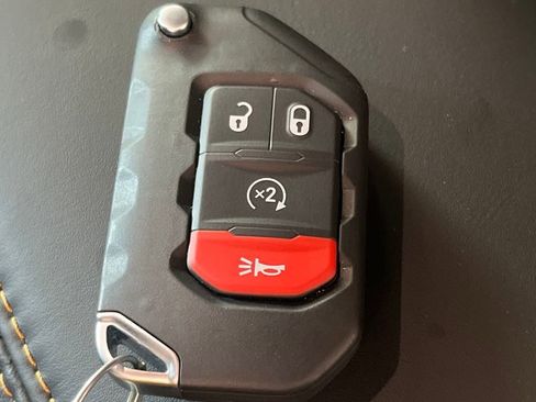 New 2025 Jeep Wrangler Unlimited Rubicon 392 image 15