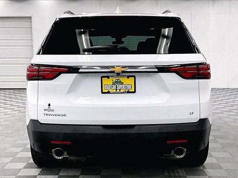 Used 2023 Chevrolet Traverse LT image 4