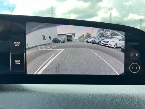 Used 2023 Lucid Air Touring AWD/4WD image 42