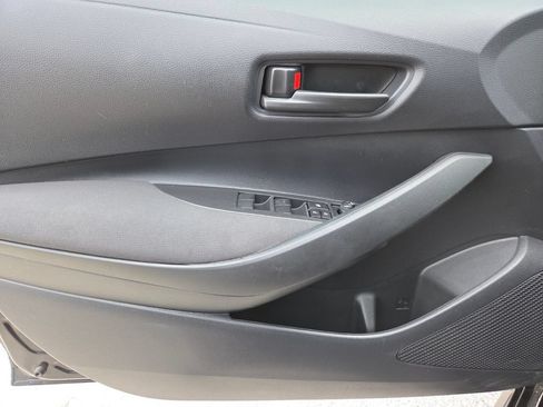 Used 2023 Toyota Corolla LE FWD image 29