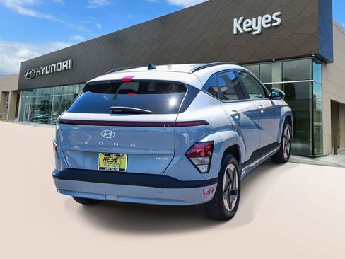 Certified 2024 Hyundai Kona SEL FWD image 4