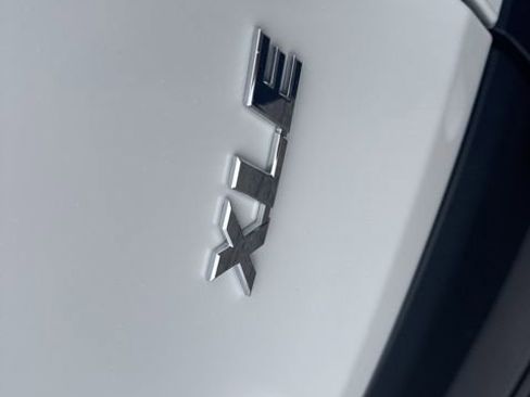 Used 2025 Toyota RAV4 XLE image 9