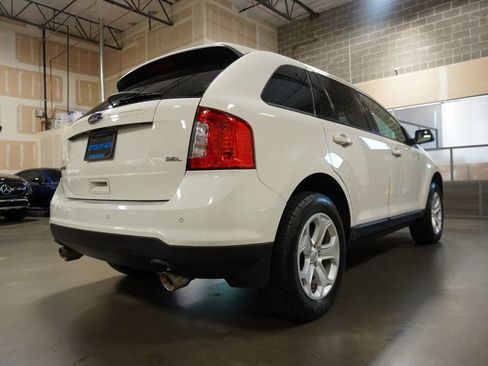 Used 2013 Ford Edge SEL w/ Cargo Accessory Pkg FWD image 4