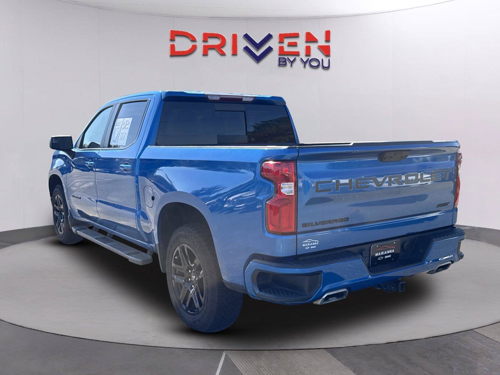 Used 2022 Chevrolet Silverado 1500 RST w/ Convenience Package II AWD/4WD image 3
