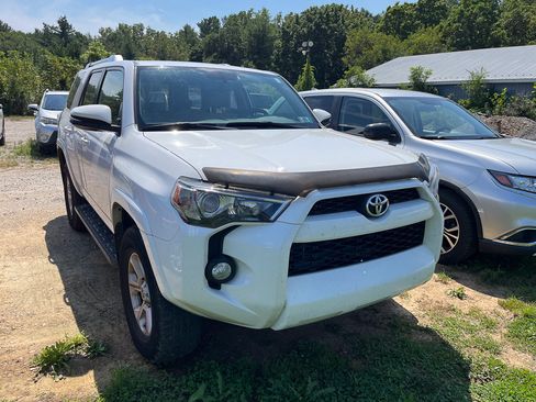 Used 2016 Toyota 4Runner SR5 Premium AWD/4WD image 1