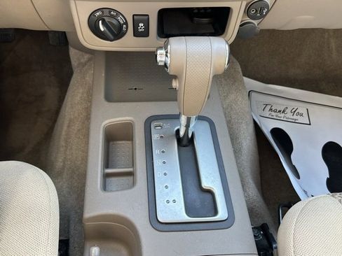 Used 2017 Nissan Frontier SV image 24