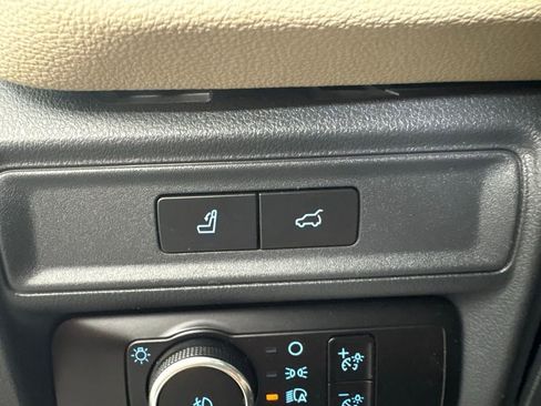 Used 2023 Ford Expedition Max Limited AWD/4WD image 22