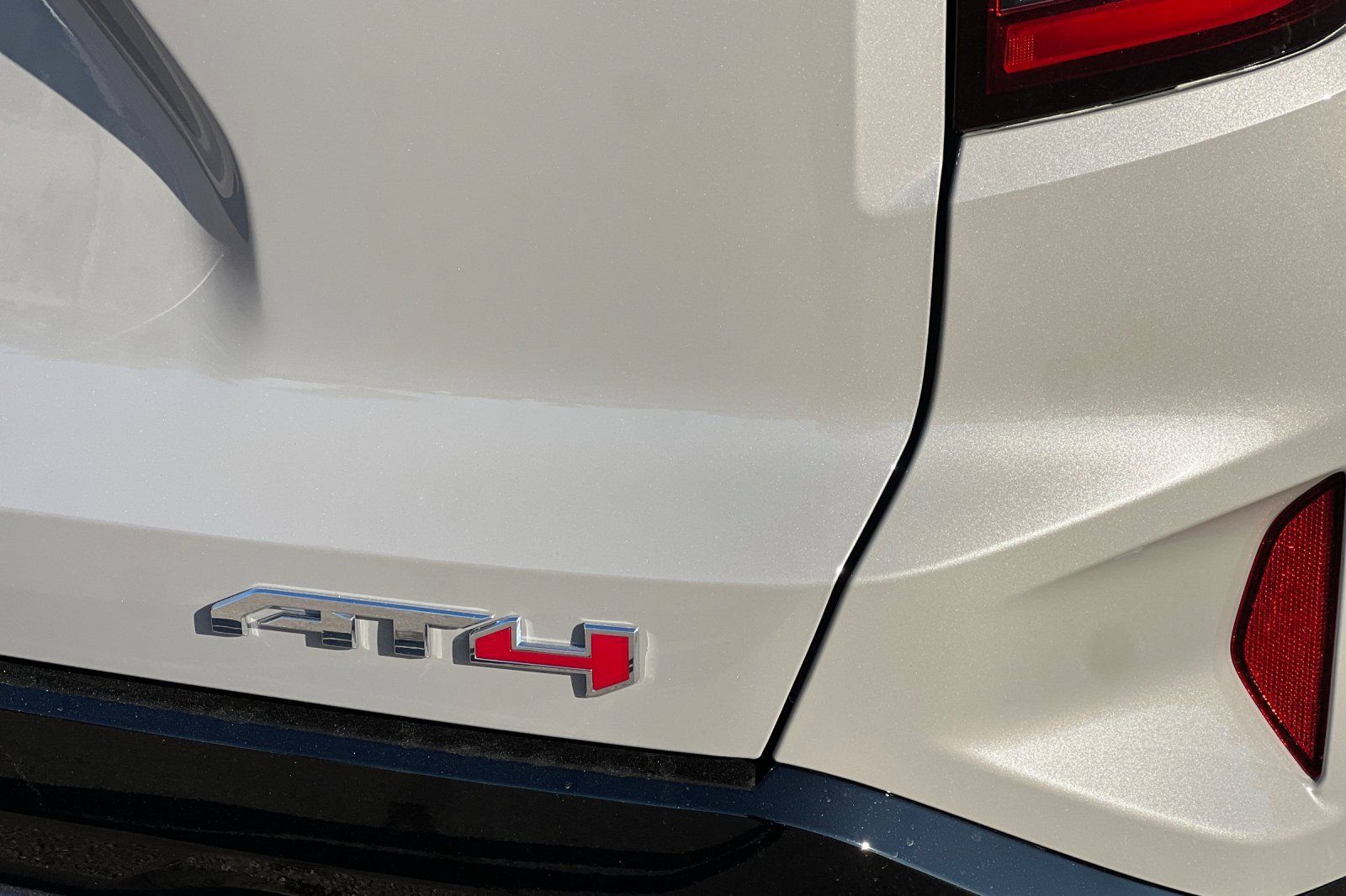New 2027 GMC Terrain AT4 w/ Technology Package II AWD/4WD image 22