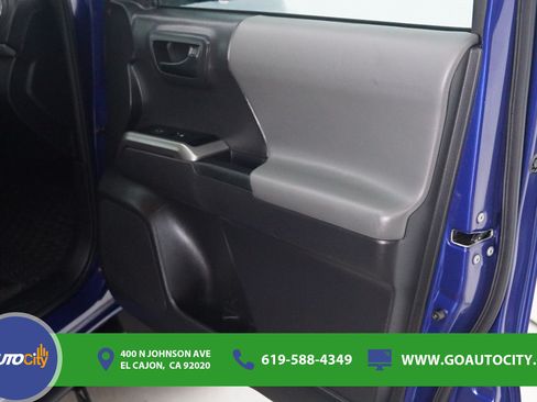 Used 2022 Toyota Tacoma SR5 RWD image 14