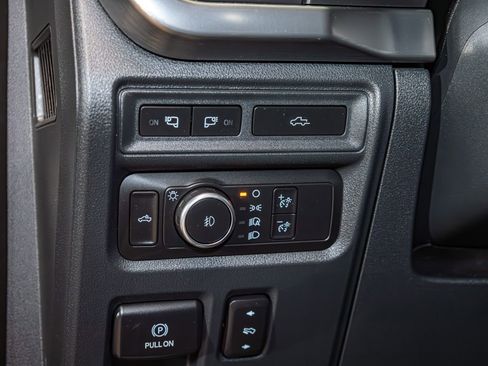Used 2022 Ford F150 Lariat w/ Equipment Group 502A High AWD/4WD image 21
