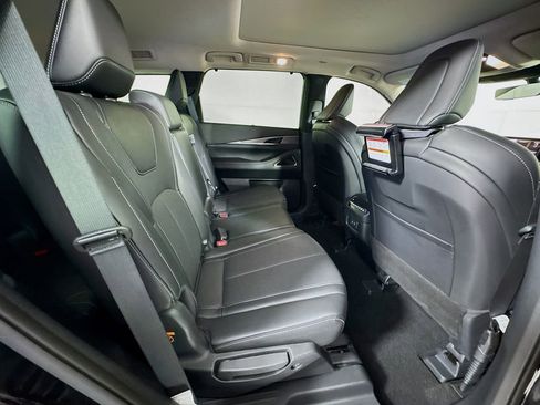 Used 2026 INFINITI QX60 Luxe w/ Family Package image 37