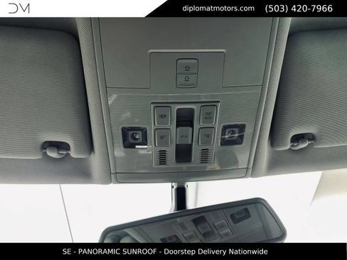 Used 2020 Volkswagen Tiguan SE w/ Panoramic Sunroof Package AWD/4WD image 37