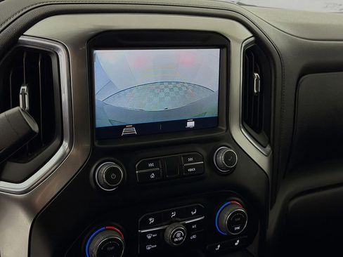 Used 2021 Chevrolet Silverado 1500 LT w/ Bed Protection Package image 18