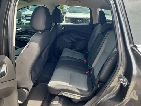 Used 2016 Ford Escape SE FWD image 11