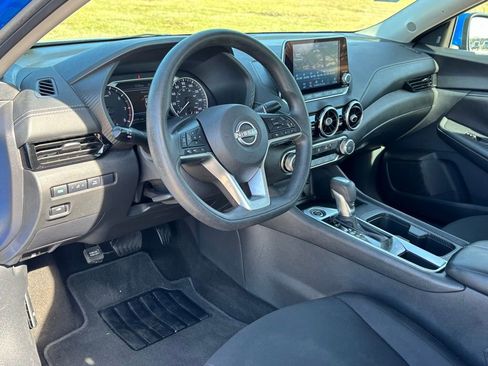 Used 2024 Nissan Sentra SV image 10