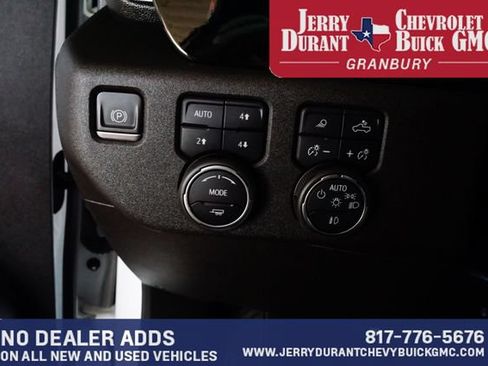 Used 2023 Chevrolet Silverado 1500 RST AWD/4WD image 16
