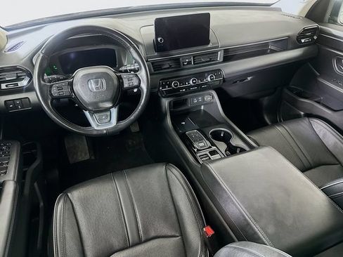 Certified 2023 Honda Pilot Elite image 32