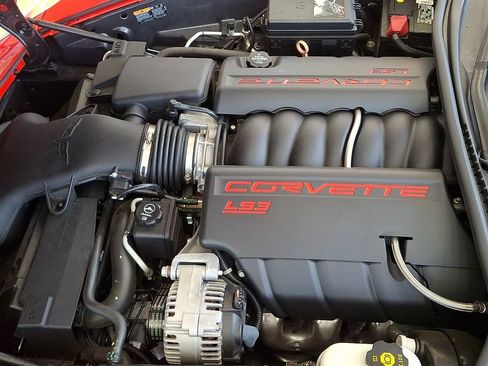 Used 2012 Chevrolet Corvette Grand Sport w/ 3LT Preferred Equipment Group RWD image 27