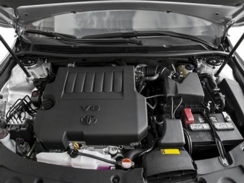 Used 2017 Toyota Avalon Limited image 14