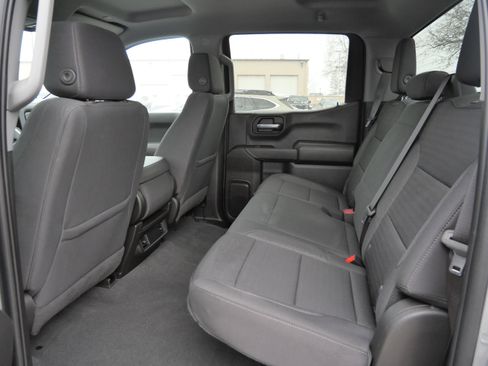 Used 2023 Chevrolet Silverado 1500 Custom image 13