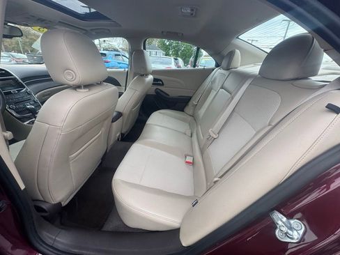 Used 2015 Chevrolet Malibu LT FWD image 26