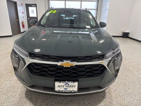 New 2026 Chevrolet Trax LT w/ Sunroof Package image 8