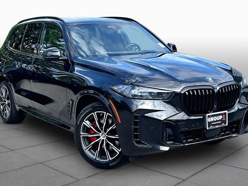 Used 2024 BMW X5 xDrive40i w/ M Sport Package AWD/4WD image 3
