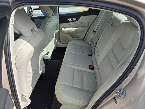 Used 2024 Volvo S60 B5 Plus image 16