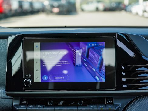 New 2026 Toyota Camry SE FWD image 18