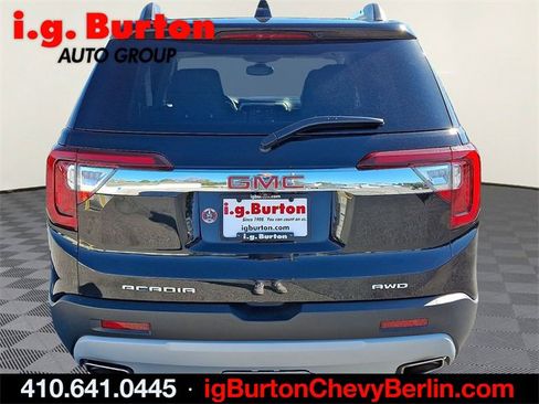 Certified 2023 GMC Acadia SLT image 5