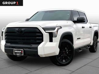 Used 2023 Toyota Tundra SR5 w/ SR5 Convenience Package AWD/4WD video 1