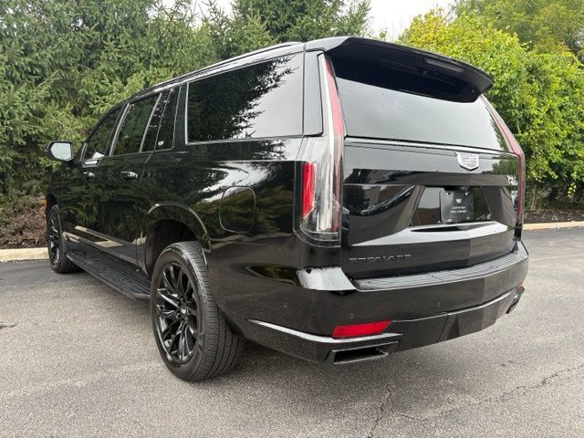 Certified 2024 Cadillac Escalade ESV Sport w/ LPO, ONYX Package AWD/4WD image 3