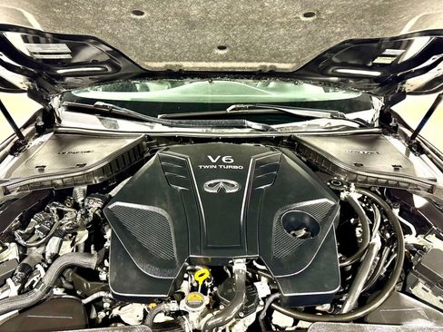 Used 2019 INFINITI Q60 3.0t Luxe image 12
