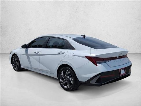 New 2026 Hyundai Elantra Limited FWD image 9