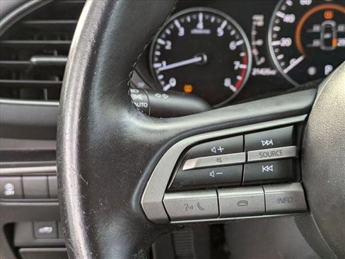 Used 2022 MAZDA MAZDA3 s image 12