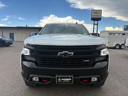 Used 2021 Chevrolet Silverado 1500 LT Trail Boss w/ Convenience Package II AWD/4WD image 8