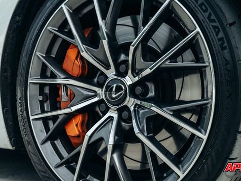 Used 2016 Lexus GS F RWD image 3