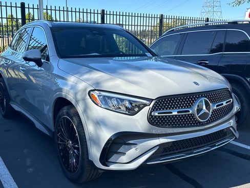 New 2026 Mercedes-Benz GLC 300 image 2