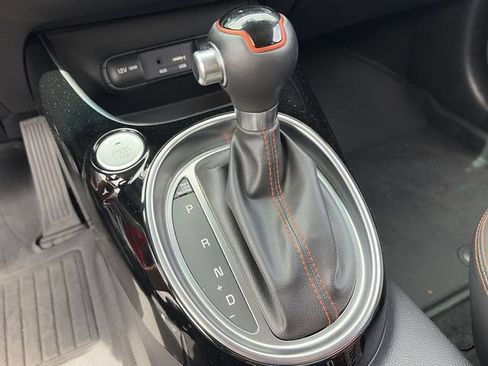 Used 2017 Kia Soul ! w/ Tech Package FWD image 29