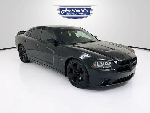 Used 2014 Dodge Charger R/T w/ Blacktop Package RWD image 1